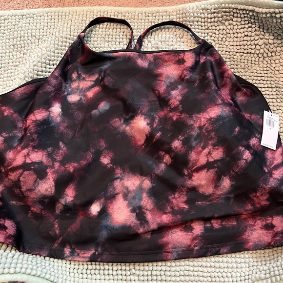 Old Navy NWT crop bra athletic top - Picture 1 of 3